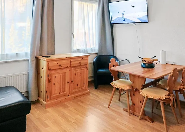 Cosy Au Centre De 克莱恩 蒙塔纳