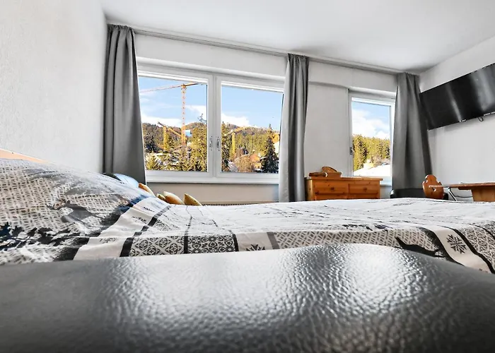 Cosy Au Centre De 克莱恩 蒙塔纳